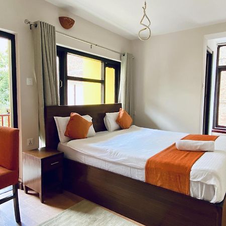 Hotel Pala Катманду Екстериор снимка