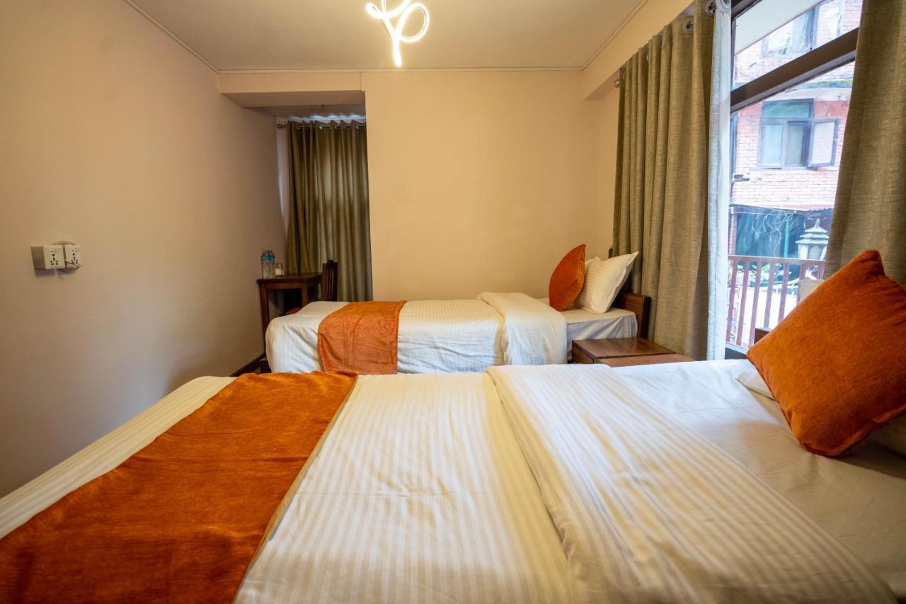 Hotel Pala Катманду Екстериор снимка